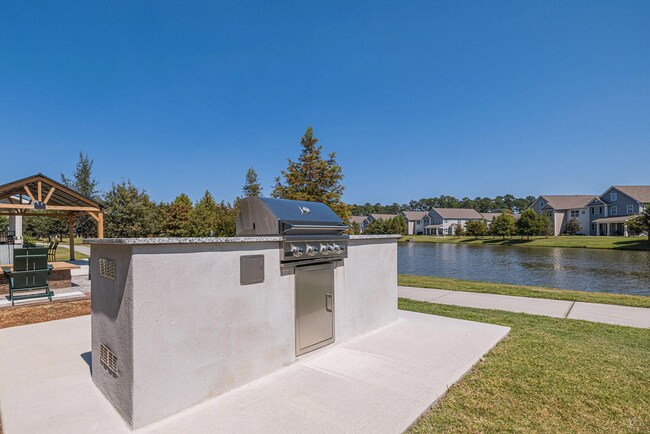 Building Photo - 100 Shellbark Way