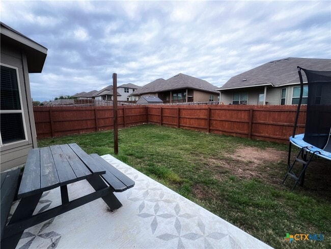 Building Photo - 6807 Comanche Post
