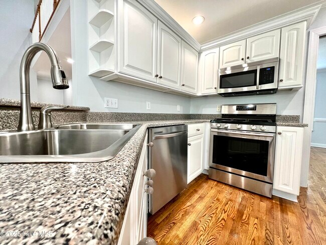 Building Photo - 10173 Stoney Brook Ct SE