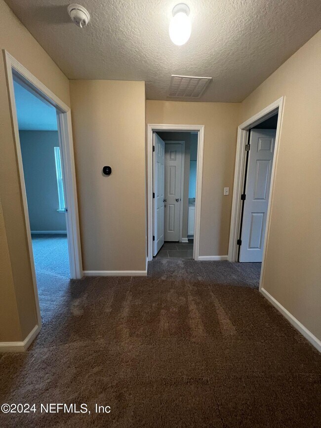 Building Photo - 11804 Beardgrass Wy