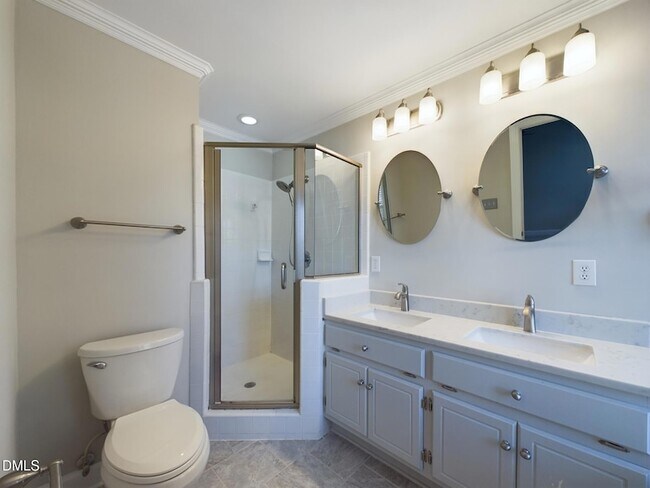 Building Photo - 4624 Forest Highland Dr