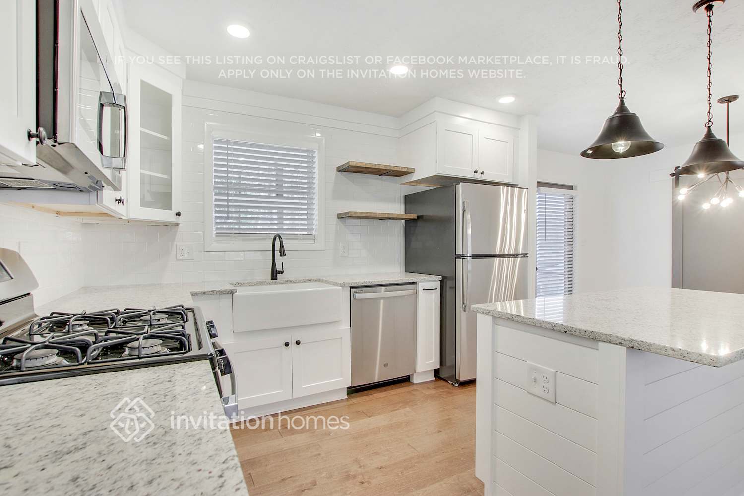 Building Photo - 675 Village Ln Dr SW