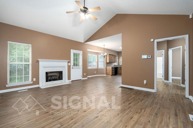 Building Photo - 1719 Annendale Dr