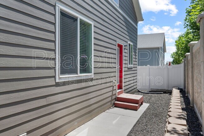 Building Photo - 11066 Becks Bend Ln