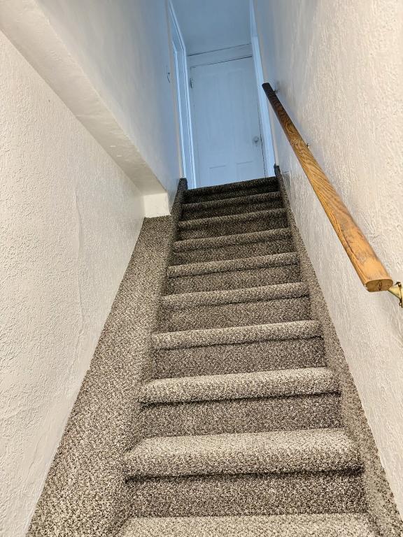 Building Photo - 1450 Clark Dr