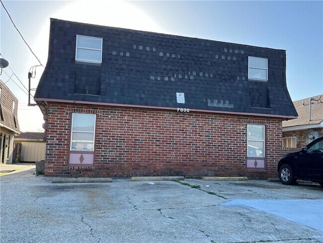 Primary Photo - 7830 Means Ave