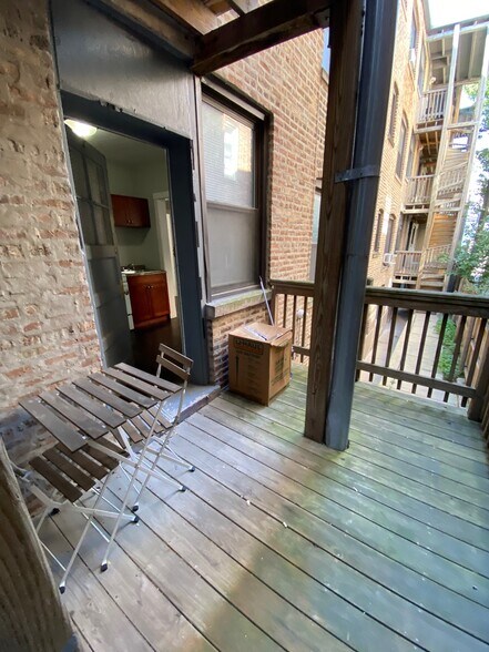 Building Photo - 6522 N Glenwood Ave
