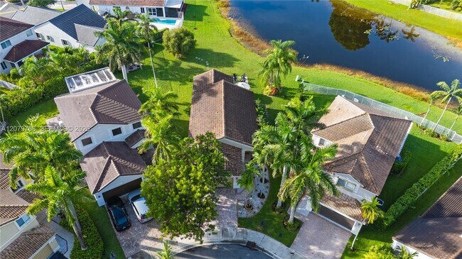 Building Photo - 1416 Canary Island Dr