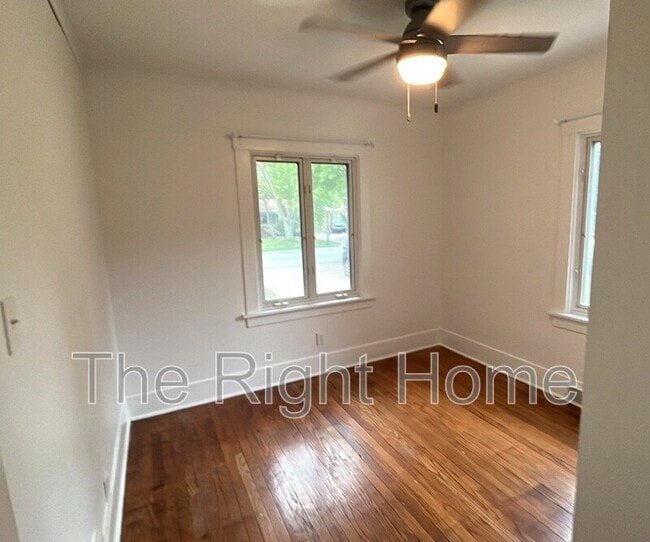 Building Photo - 8334 Izard St