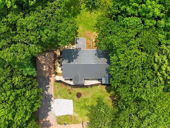 Building Photo - 502 Hayworth Dr
