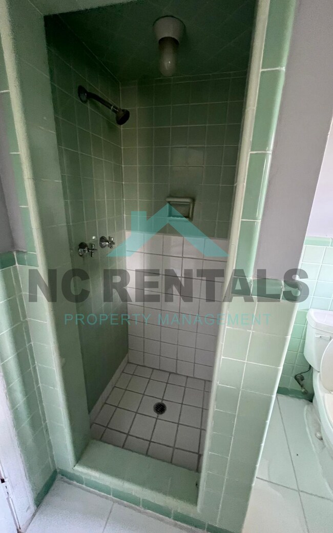 Building Photo - 414 N 3rd St