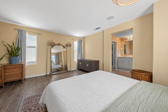 Building Photo - 1732 Wolf Canyon Loop