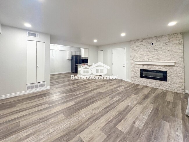 Building Photo - 12073 E Harvard Ave