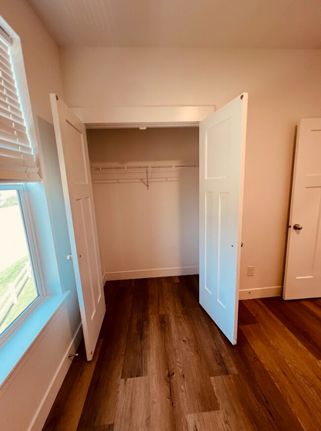 Building Photo - Your Vineyard Home – 3?Bed, 2?Bath Condo