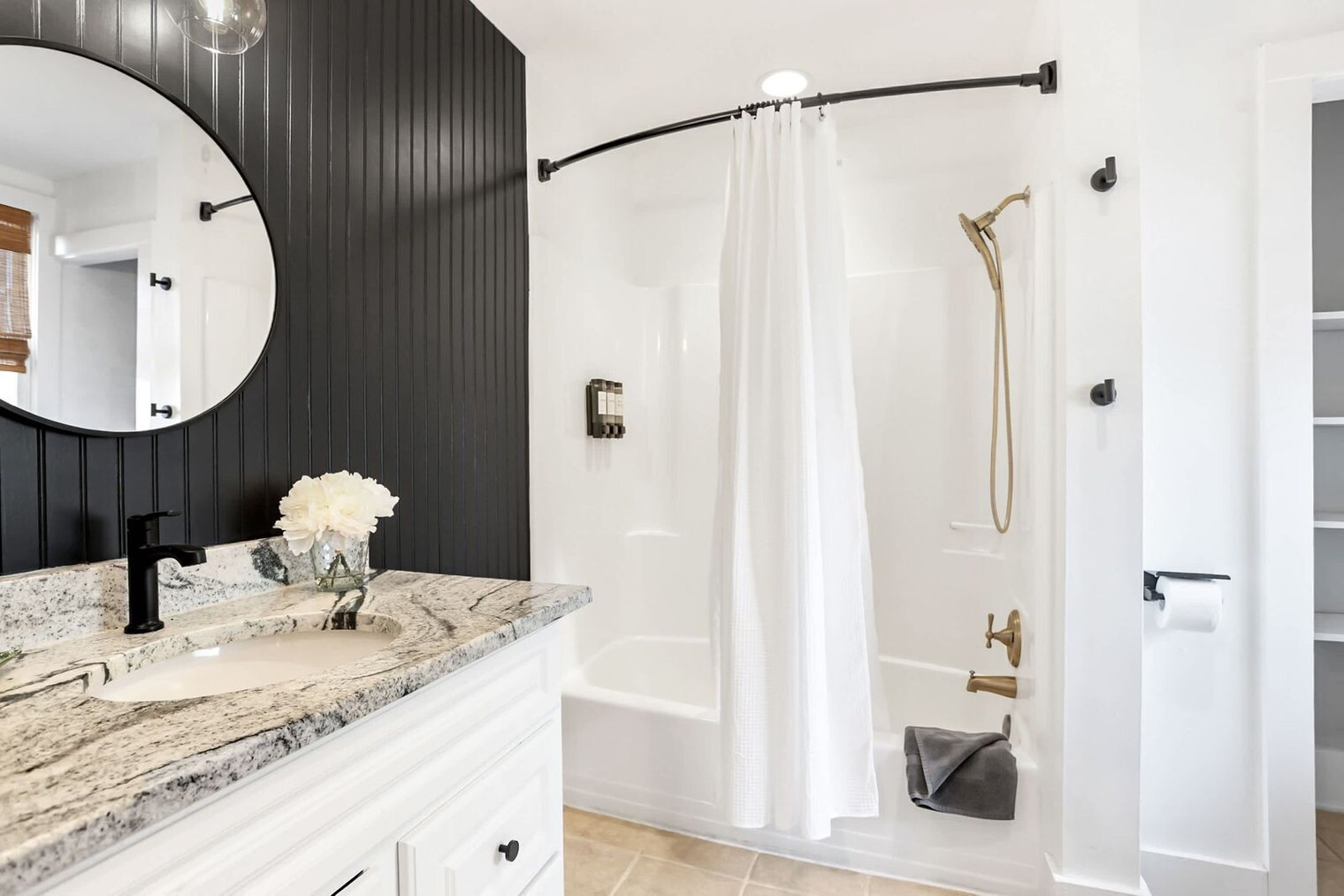 Building Photo - 505 East McDonough Street-SI ID1359172P