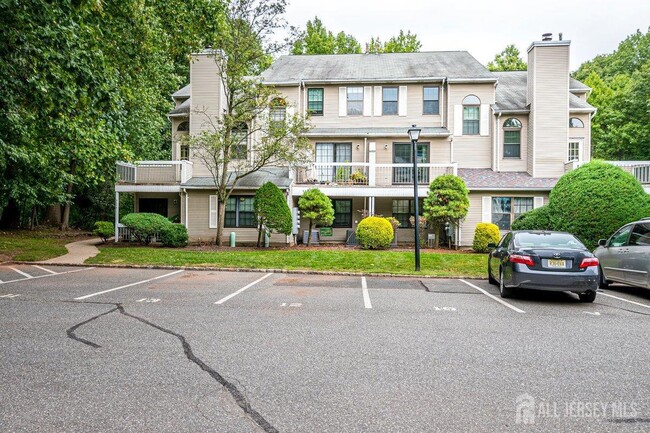 Primary Photo - 5001 Stonehedge Rd