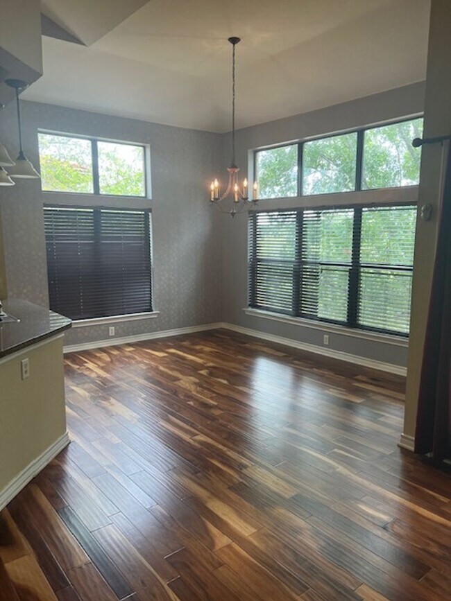 Building Photo - Beautiful 2 Bedroom 2 Bath condo in Georgetown