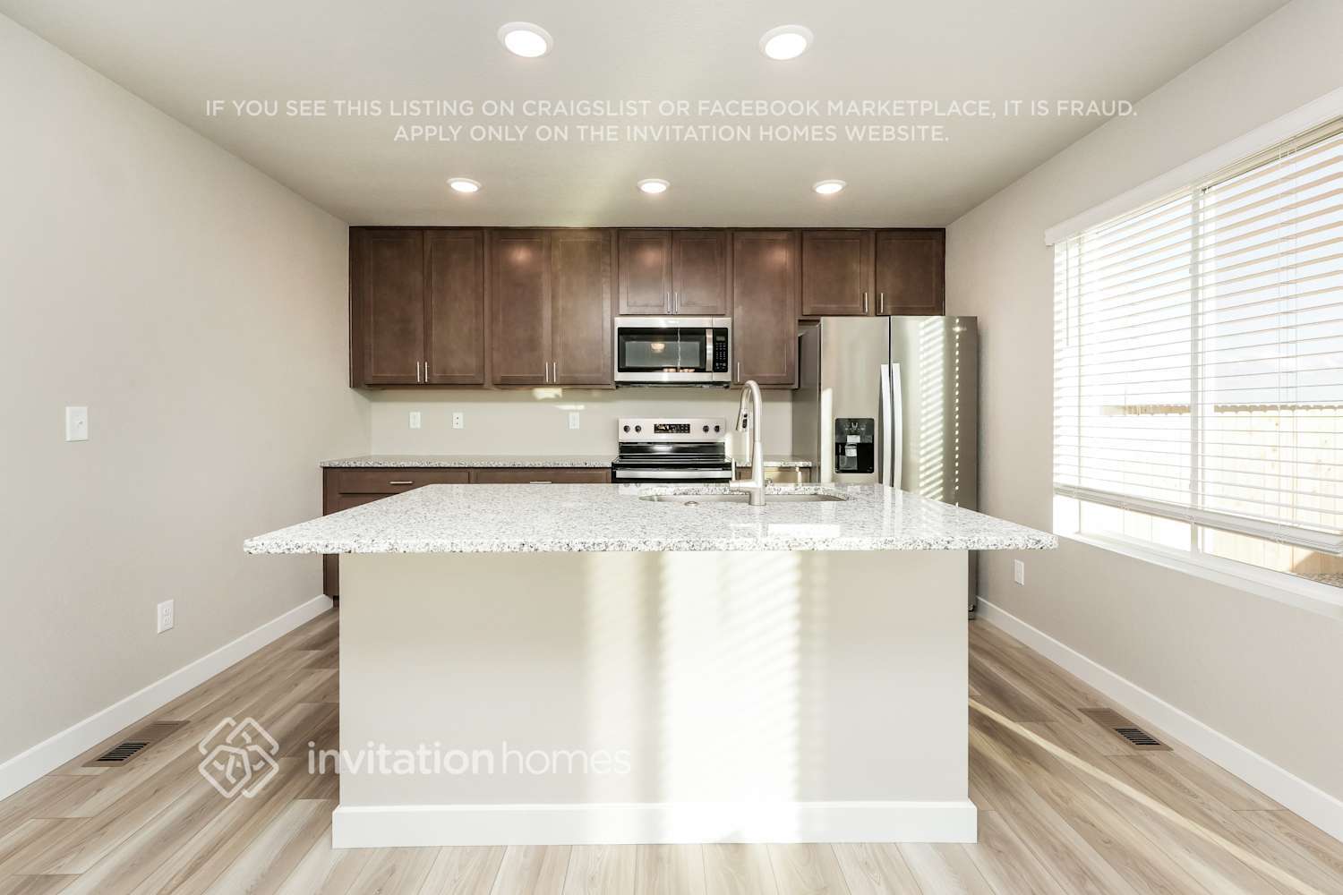 Building Photo - 11851 Mission Peak Pl