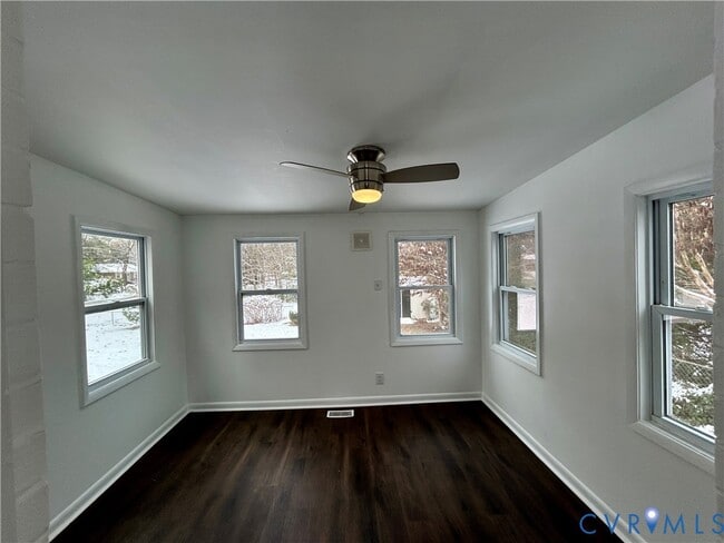 Building Photo - 2000 Milbank Rd