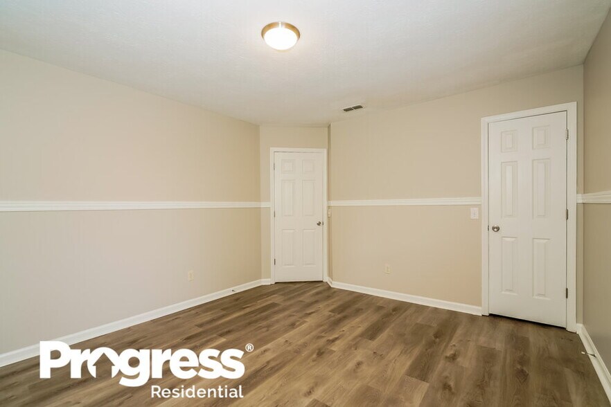 Building Photo - 6439 Kelsey Dr