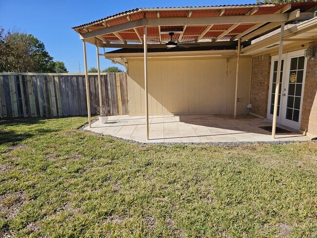 Building Photo - 1126 Mayapple Dr