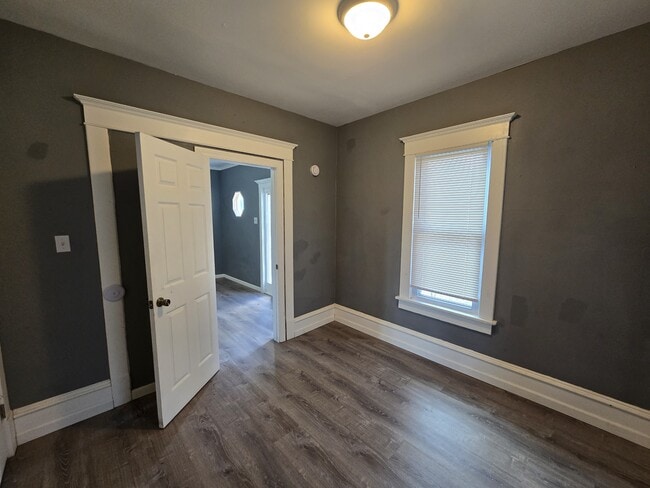 Building Photo - 1148 Columbia St