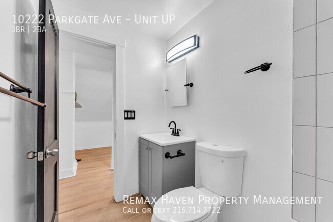 Building Photo - 10222 Parkgate Ave