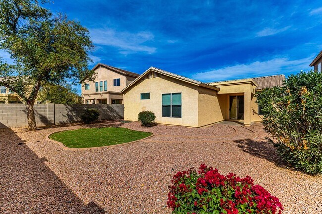 Building Photo - 4511 W T Ryan Ln