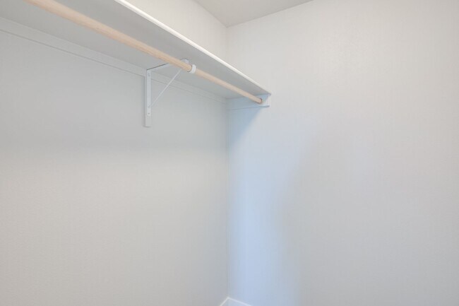 Building Photo - This gorgeous 3 bedroom, 2.5 bath townhome is 1440 square feet of HOME!