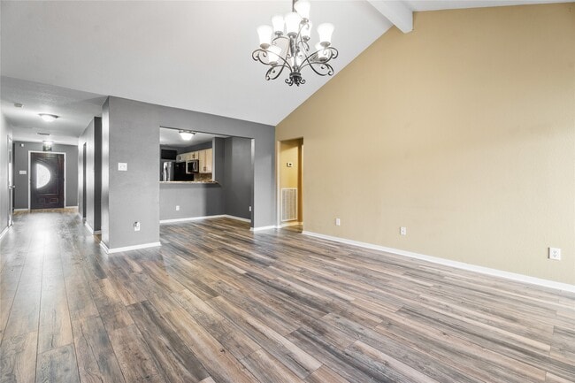 Building Photo - 9331 Carmalee St