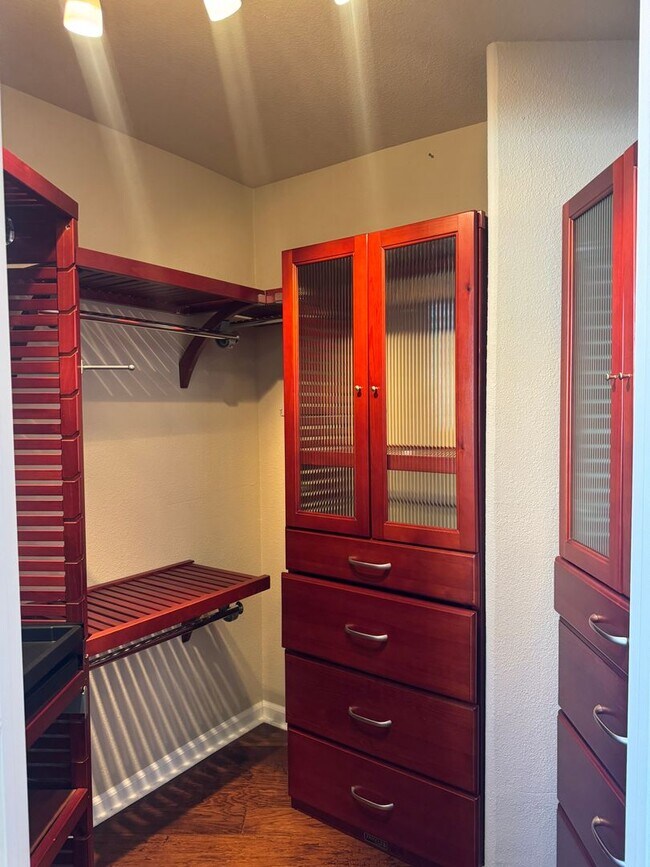 Building Photo - WOW-Factor Alert: Fully Furnished & Remodeled 2BD/2BA First Floor Condo in Wingfield Springs!