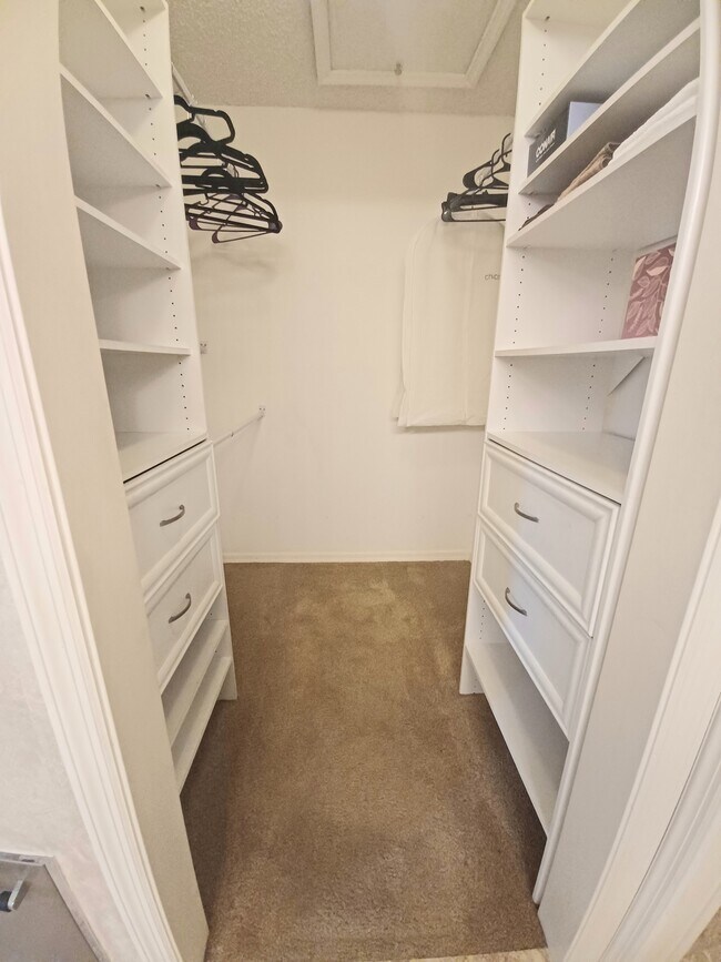 Building Photo - 1537 Oyster Catcher Pt