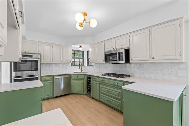 Building Photo - 238 High Brook Dr