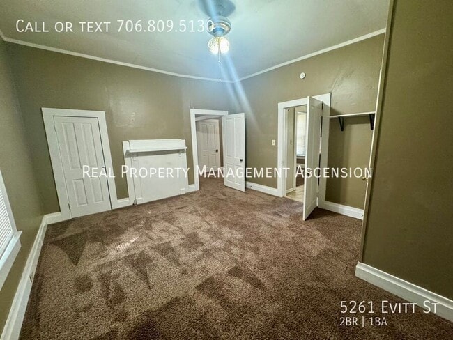 Building Photo - 5261 Evitt St