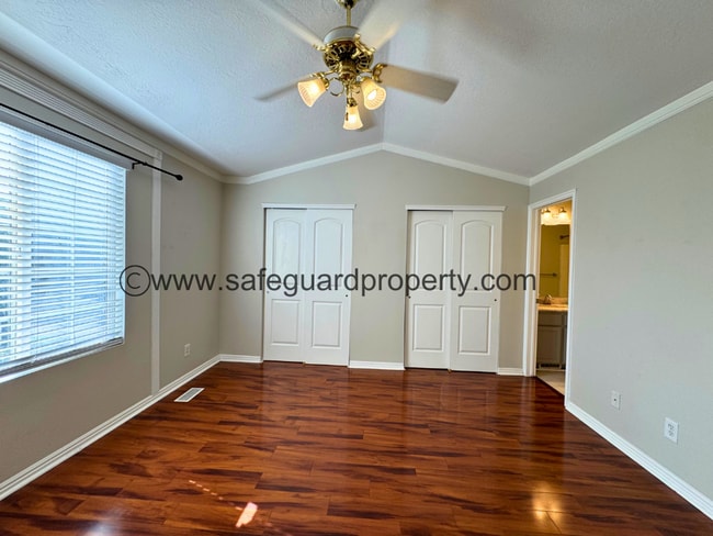 Building Photo - Modern Townhome in Gated Community