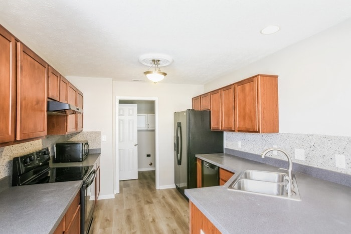 Building Photo - 2753 Grand Fir Dr