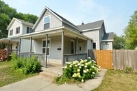 Building Photo - Updated 5 Bedroom House for Rent Near Downtown!