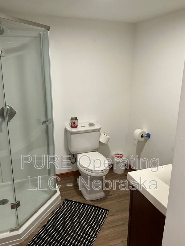 Building Photo - 5828 Miami St