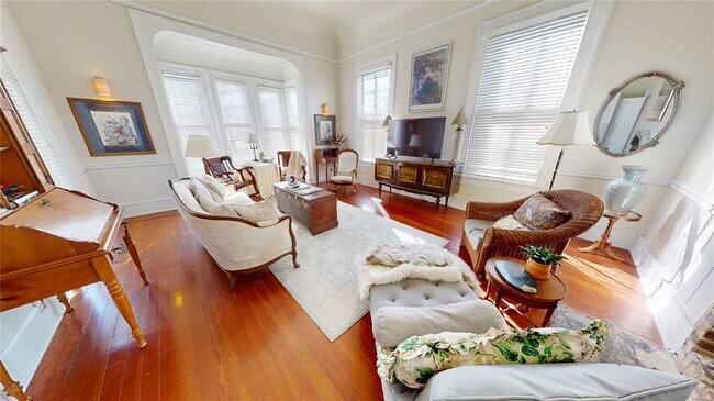 Building Photo - 648 Clayton St