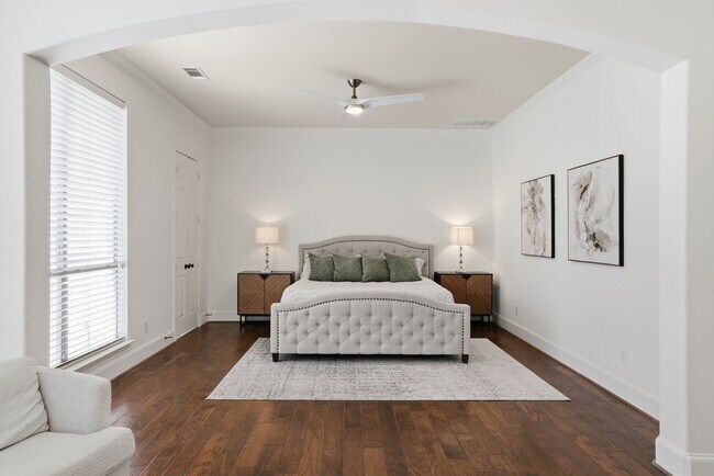 Building Photo - 25707 Pierrmont Ct