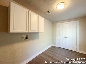 Building Photo - 919 Ripley Ave