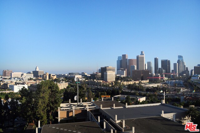 Building Photo - 1115 Sunset Blvd