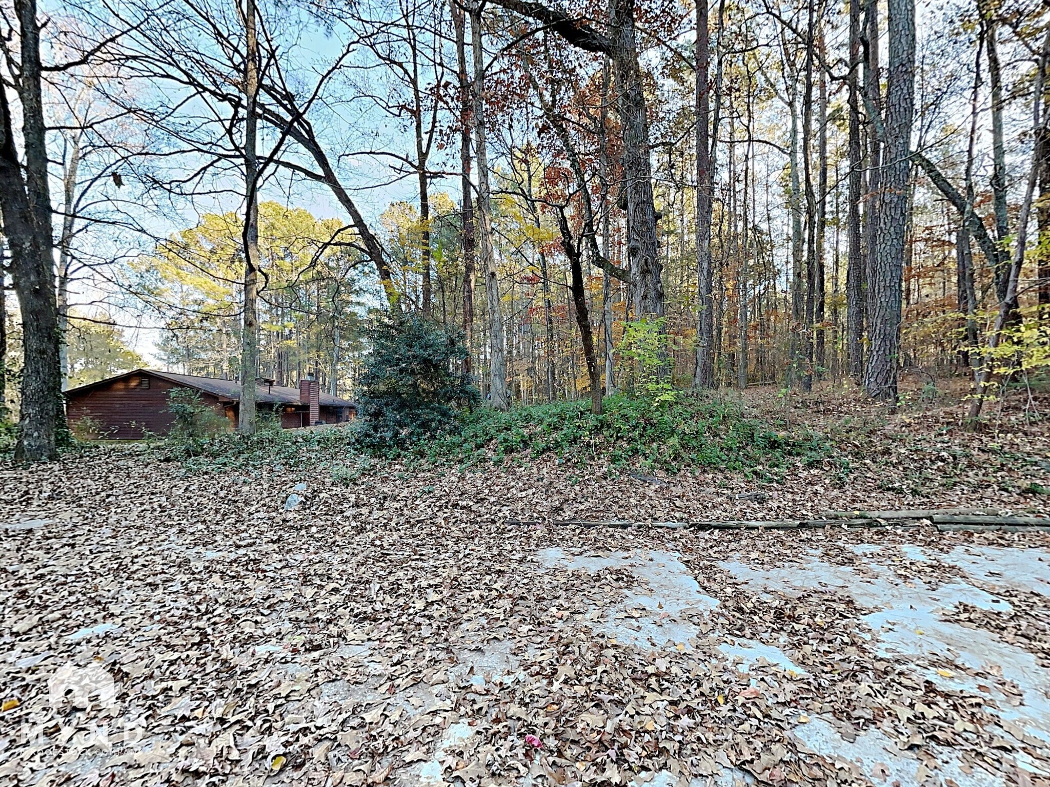 Building Photo - 588 Henderson Rd