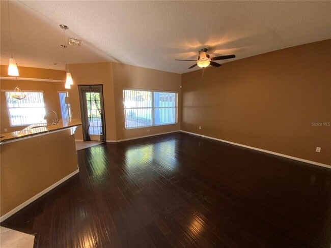 Building Photo - 1914 Palmetto Pine Ln