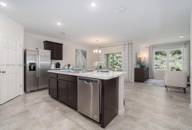 Building Photo - 3743 SW Port St Lucie Blvd