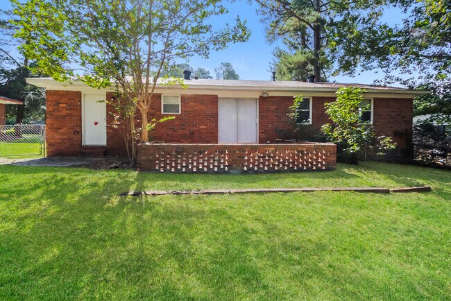 Building Photo - Adorable 3 Bedroom Home in Augusta