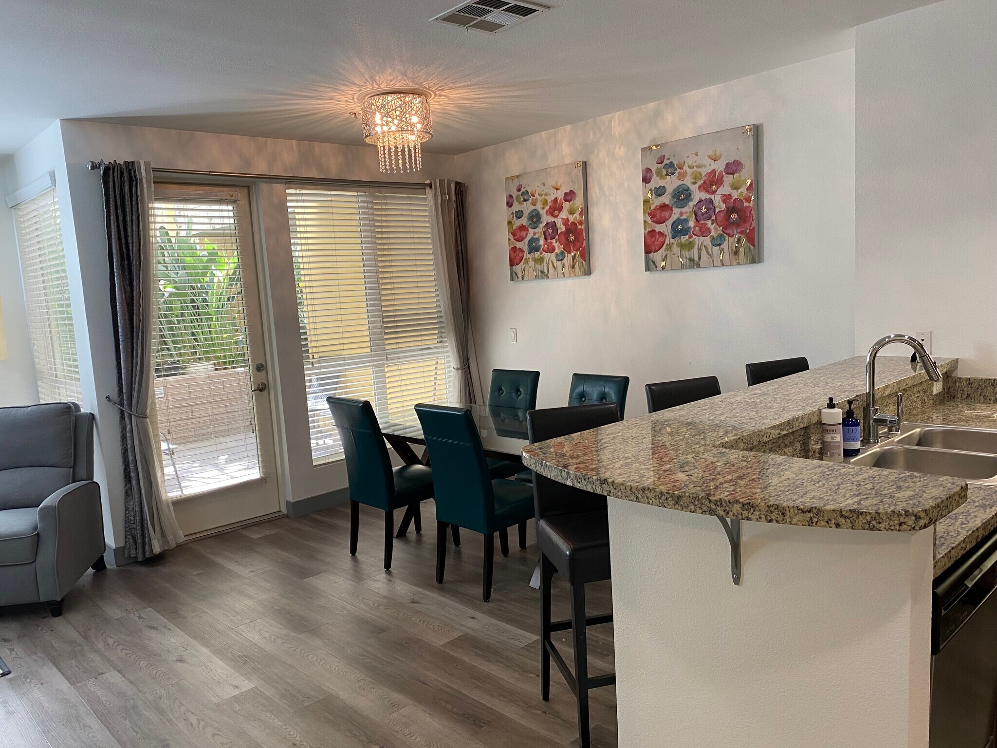 Building Photo - 21301 Erwin St