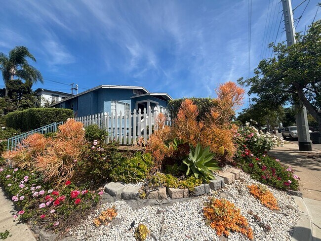 Building Photo - 4006-4008 DELTA STREET