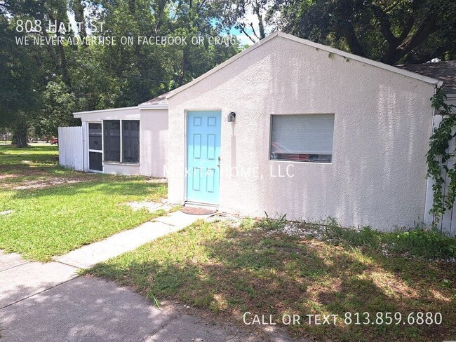 Building Photo - 808 Hart St