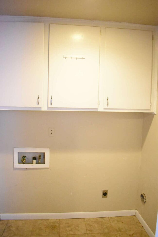 Building Photo - 5308 Gary Ave